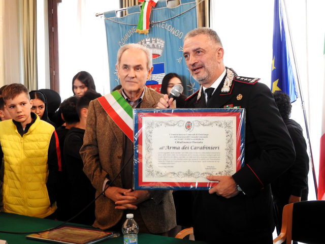 Cerimonia di conferimento della cittadinanza onoraria all'Arma dei Carabinieri